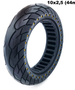 Lehká děrovaná plná pneumatika  10x2,5 - modré puntíky (ráfky 44mm)