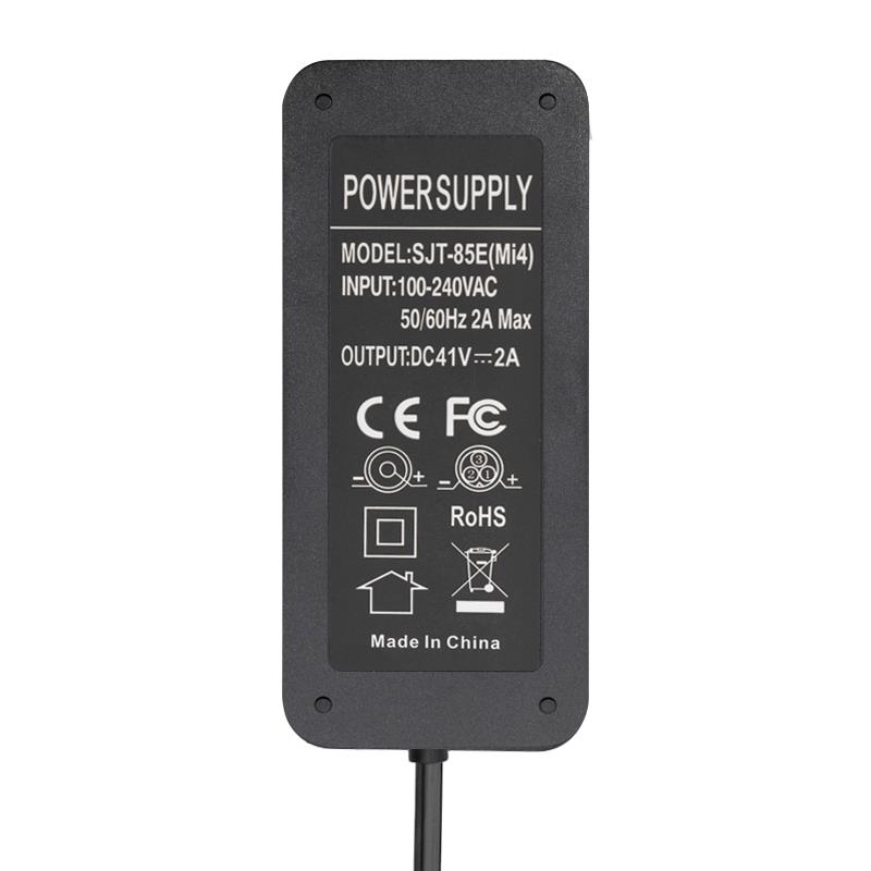 Nabíječka 36 V (41 V) 2A s magnetickým konektorem GTC pro MI4 Pro (1. generace) - Obrázek 2